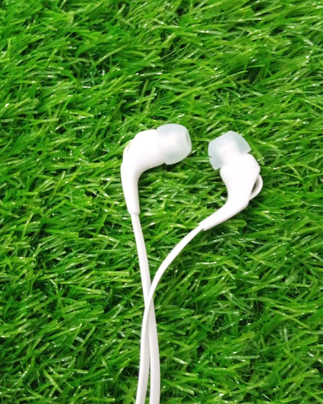 Next Generation NEXT-71 Wired Stereo Earphones – Deep Bass, Hi-Fi Sound, Built-in Mic, Comfortable Fit (3.5mm Jack, White)